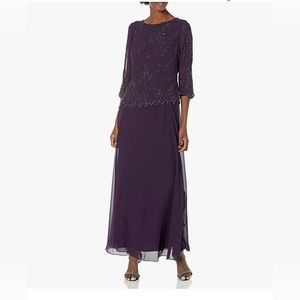 J KARA WOMEN’S PLUS SIZE SHEER SLEEVE FLORAL BEADED COLOR PLUM